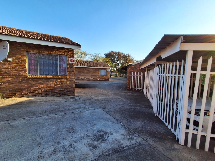 3 Bedroom Property for Sale in Elandsrand North West